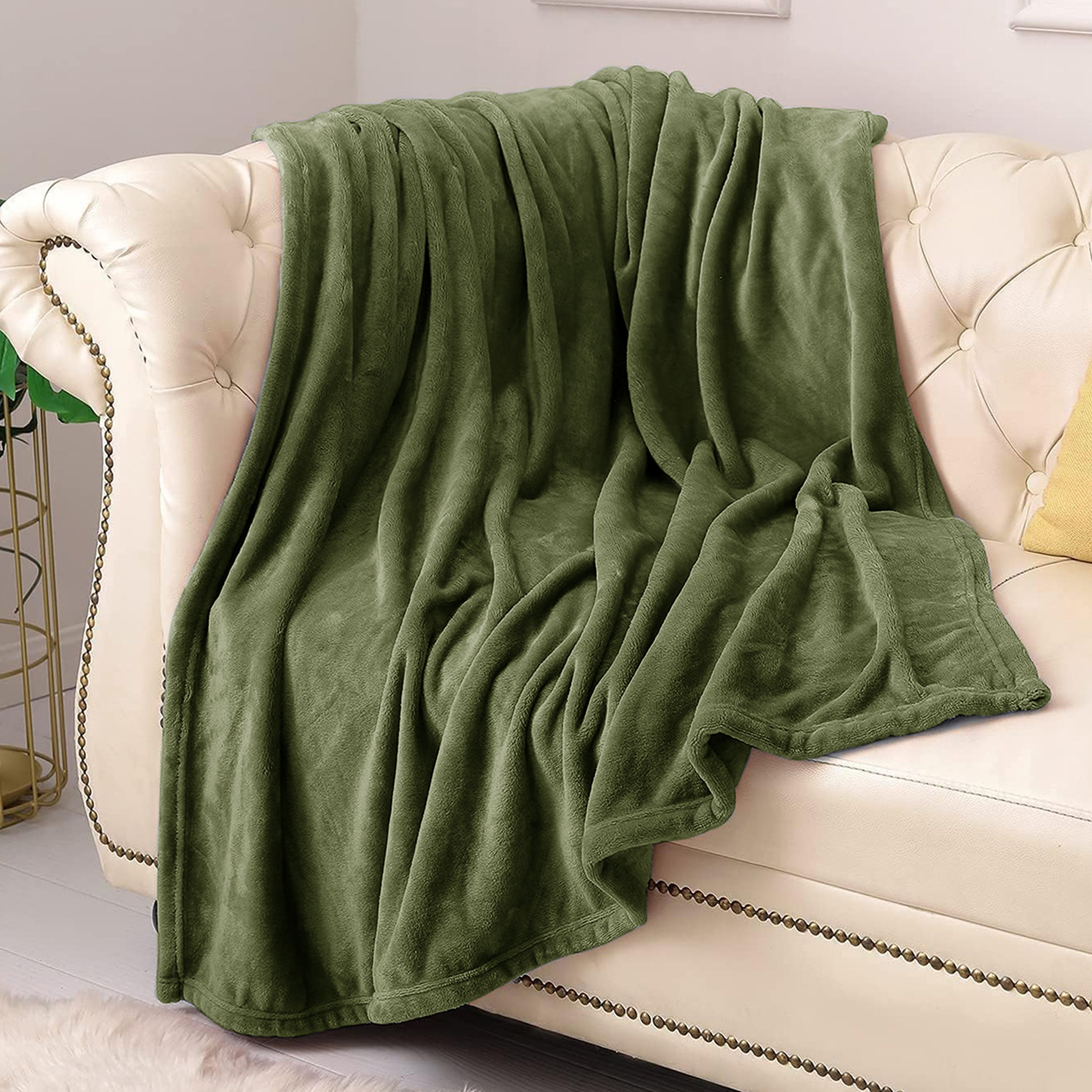 Lightweight Reversible Faux Fur Throw Fleece Blanket For Sofa & Bed