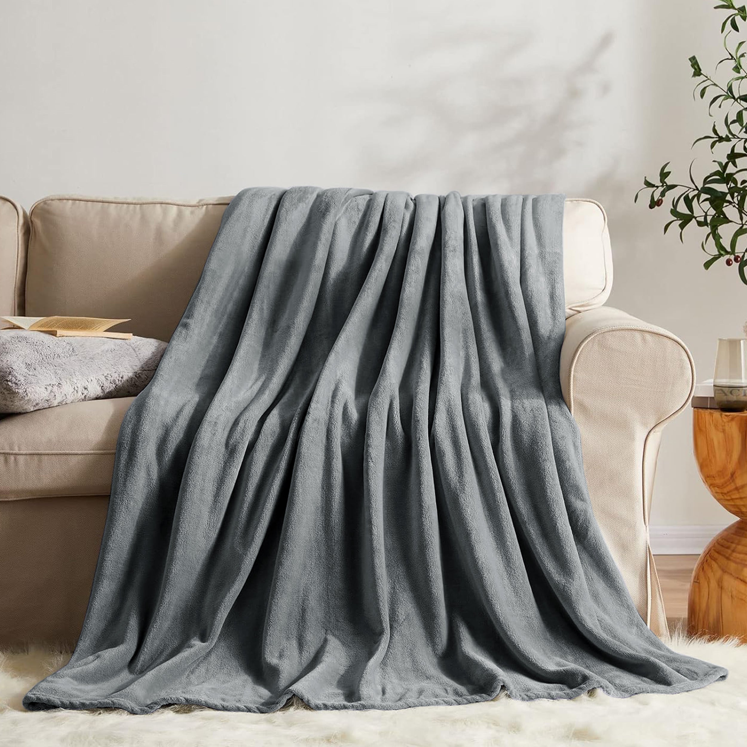 Lightweight Reversible Faux Fur Throw Fleece Blanket For Sofa & Bed