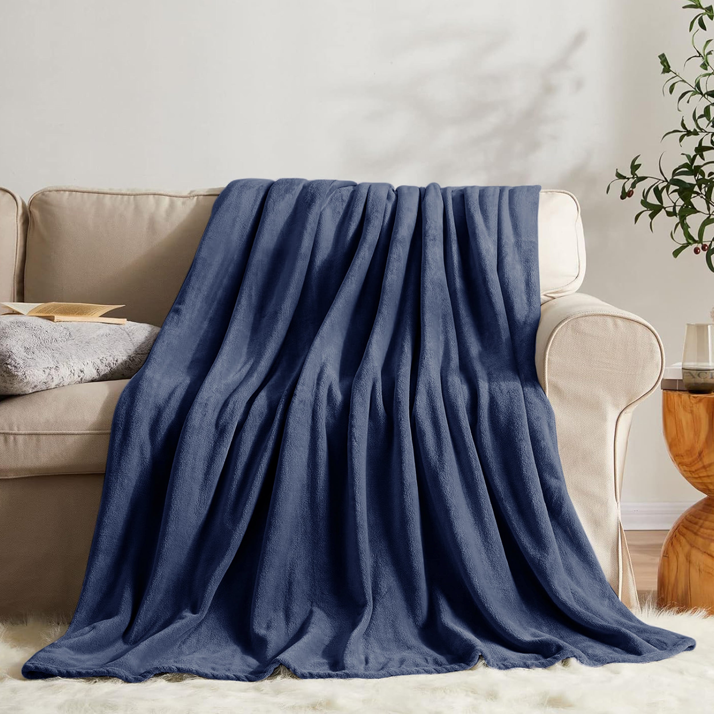 Lightweight Reversible Faux Fur Throw Fleece Blanket For Sofa & Bed