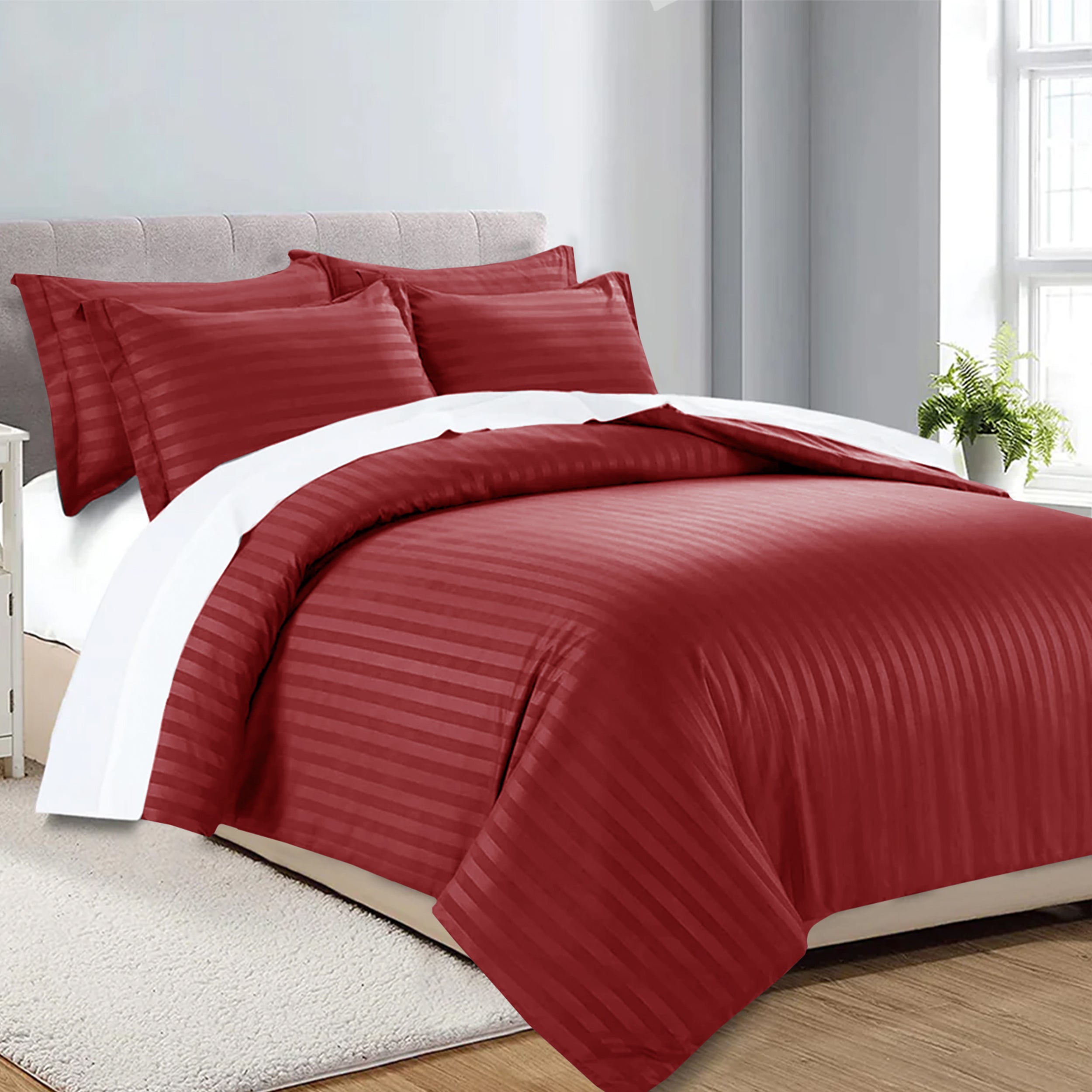 Hypoallergenic Satin Stripes Quilt Duvet Cover Set