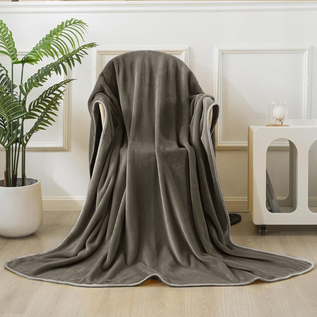 Lightweight Super Soft 450 GSM Fluffy Mink Throw Blanket