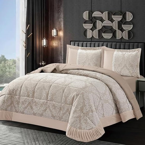 Charm Damask Pattern Velvet Jacquard Quilted Bedspread Comforter with Pillow Case