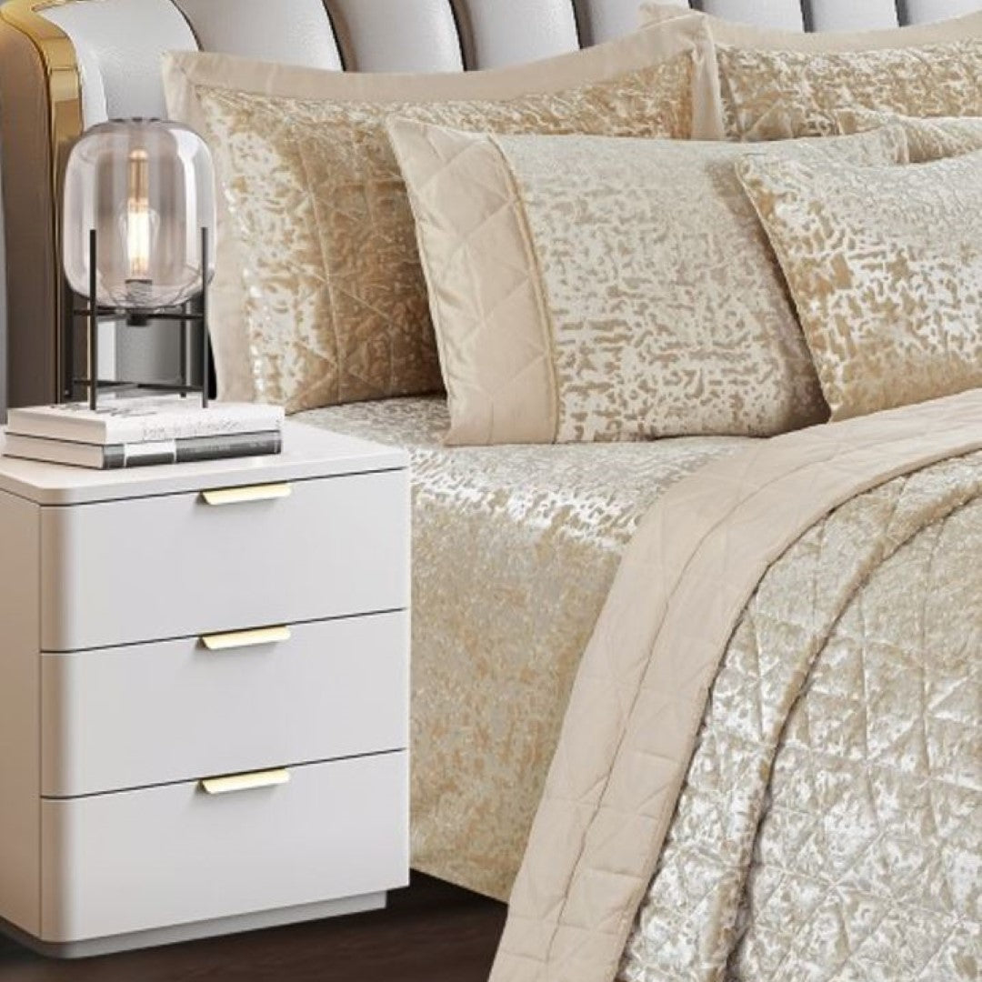 Luxury Quilted Plush Velvet Bedspread Comforter with Pillow Case