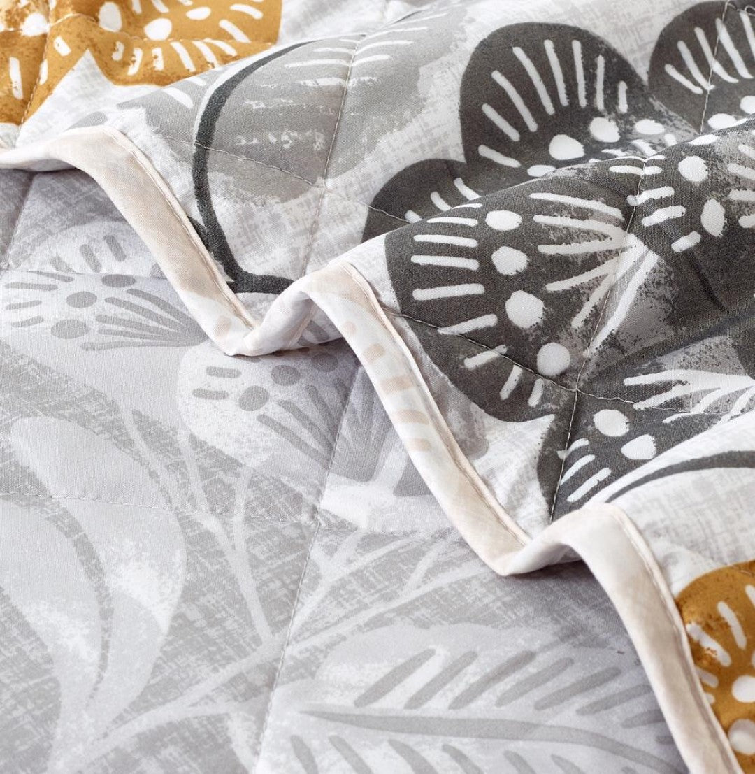Printed Embroidered Quilted Bedspread Comforter with Pillow Case