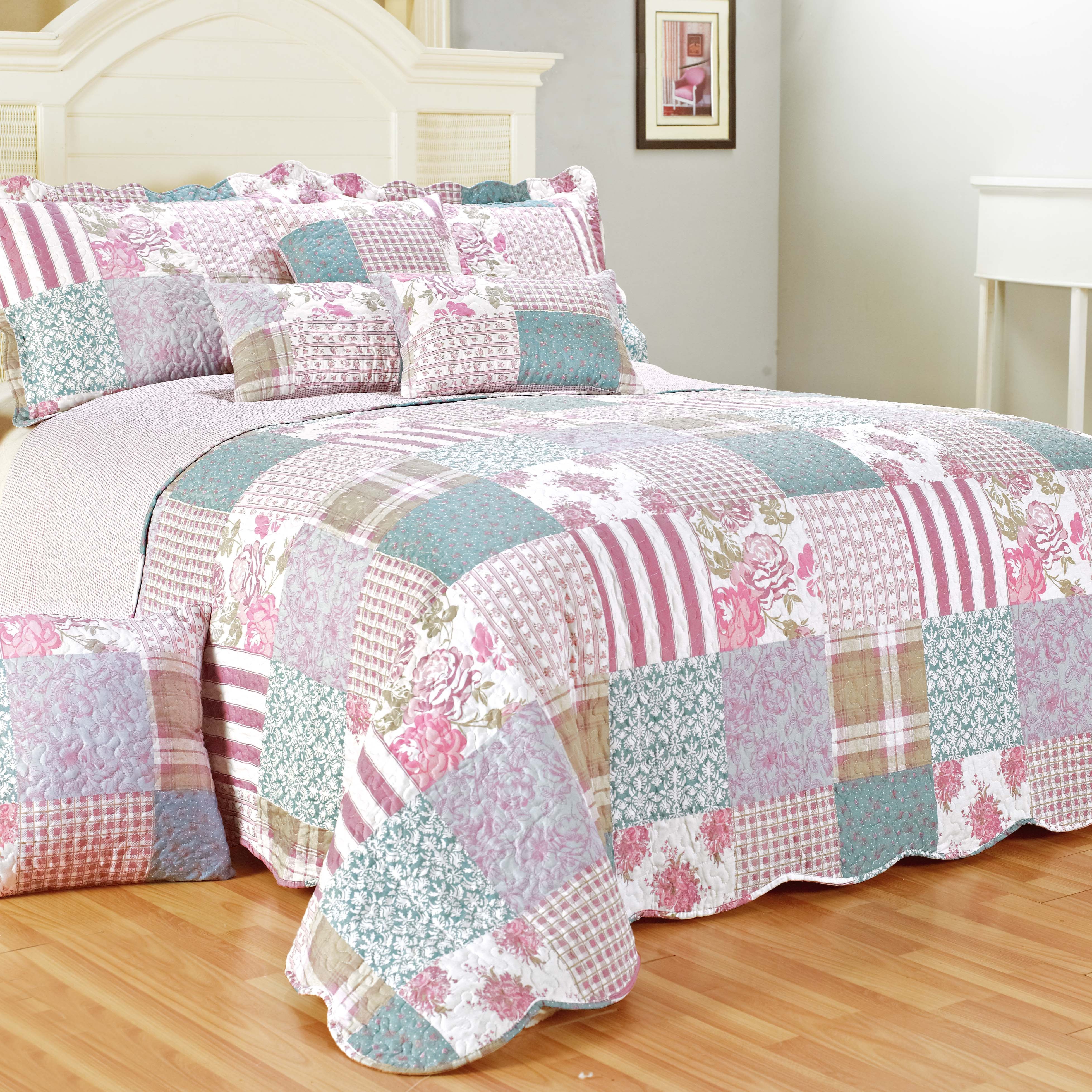 Luxury Quilted Patchwork Embroidered Bedspread Comforter with Pillow Case