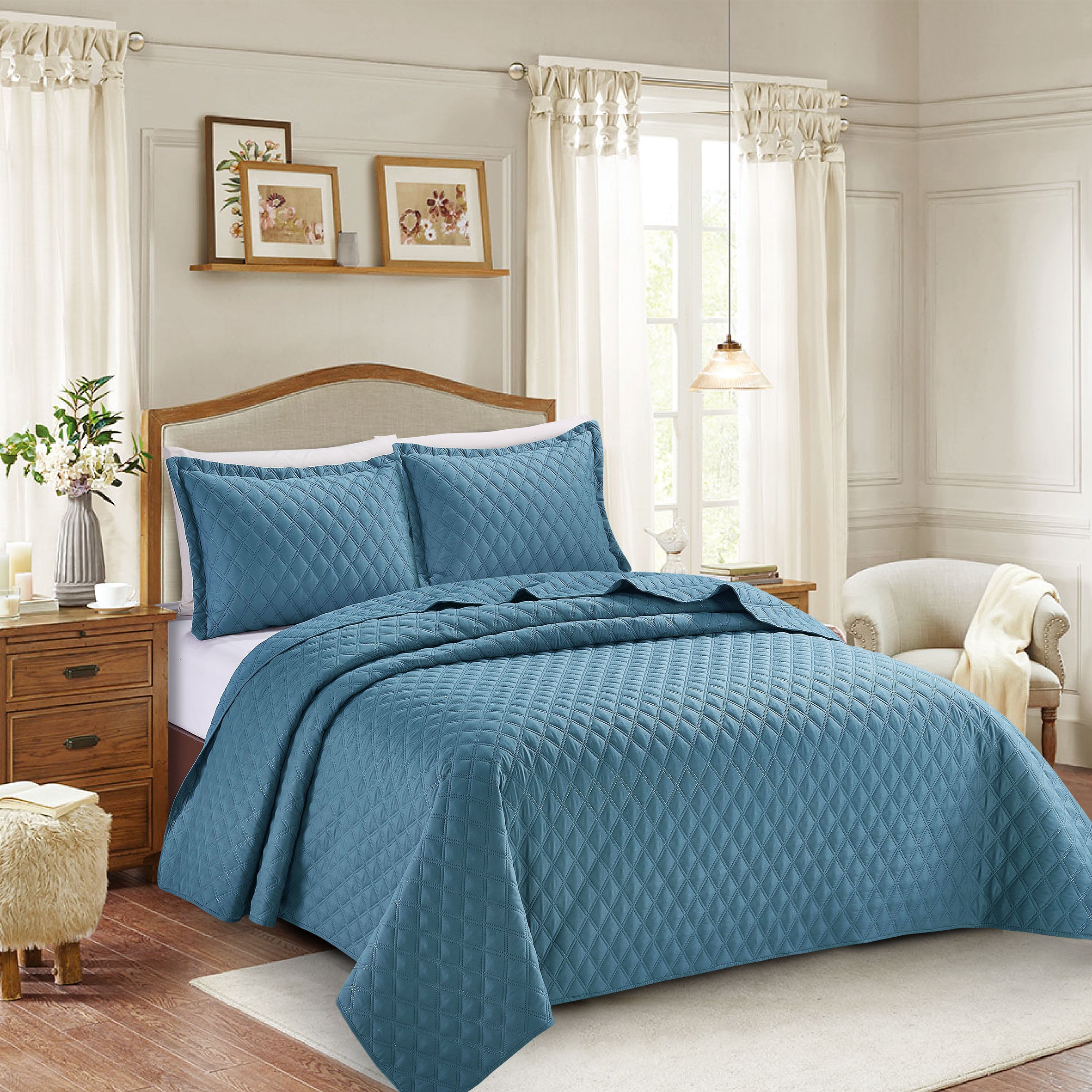 Inspiration Embossed Pattern Quilted Bedspread Comforter with Pillow Case