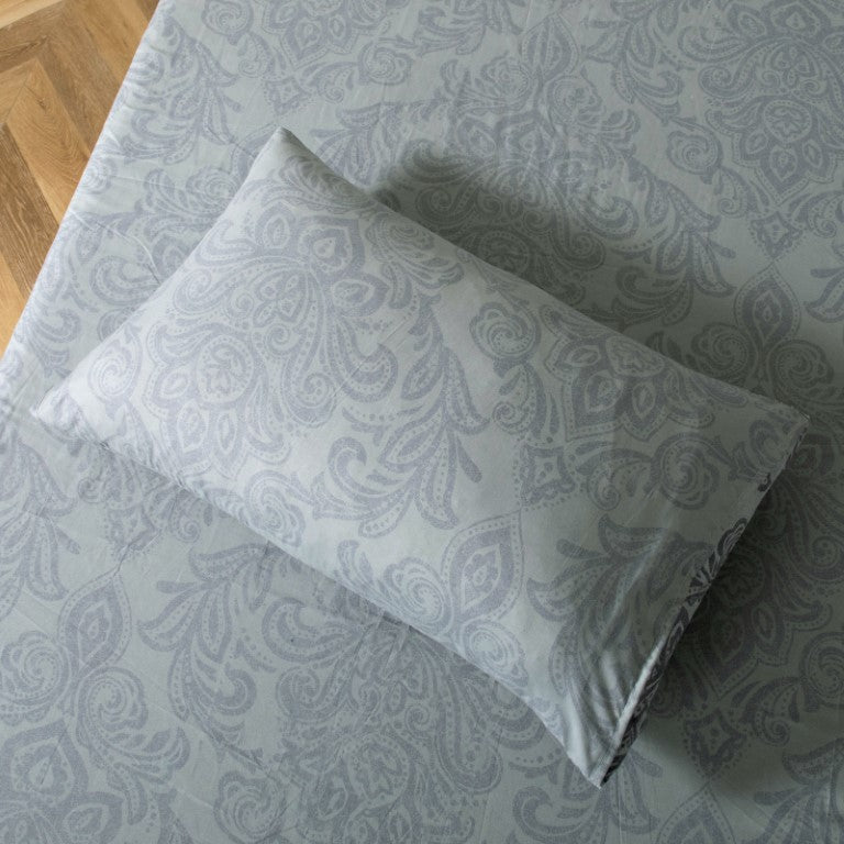 Breathable Microfibre Quilt Duvet Cover Set With Fitted Sheet