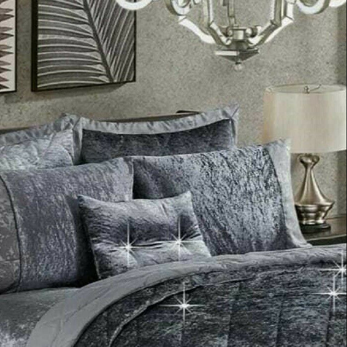 Santiago Crushed Velvet Quilted Bedspread Comforter with Pillow Case