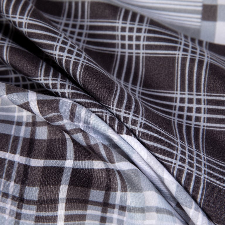 Breathable Microfibre Quilt Duvet Cover Set With Fitted Sheet