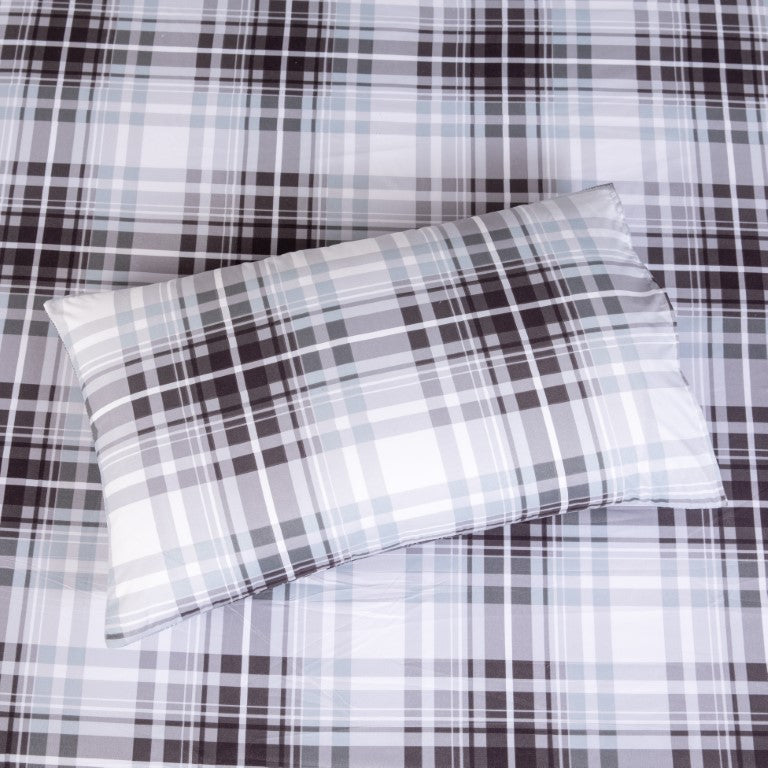 Breathable Microfibre Quilt Duvet Cover Set With Fitted Sheet