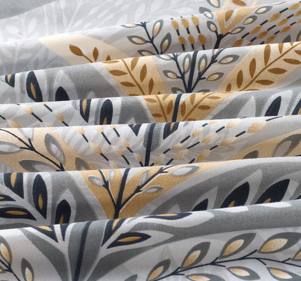 Breathable Microfibre Quilt Duvet Cover Set With Fitted Sheet