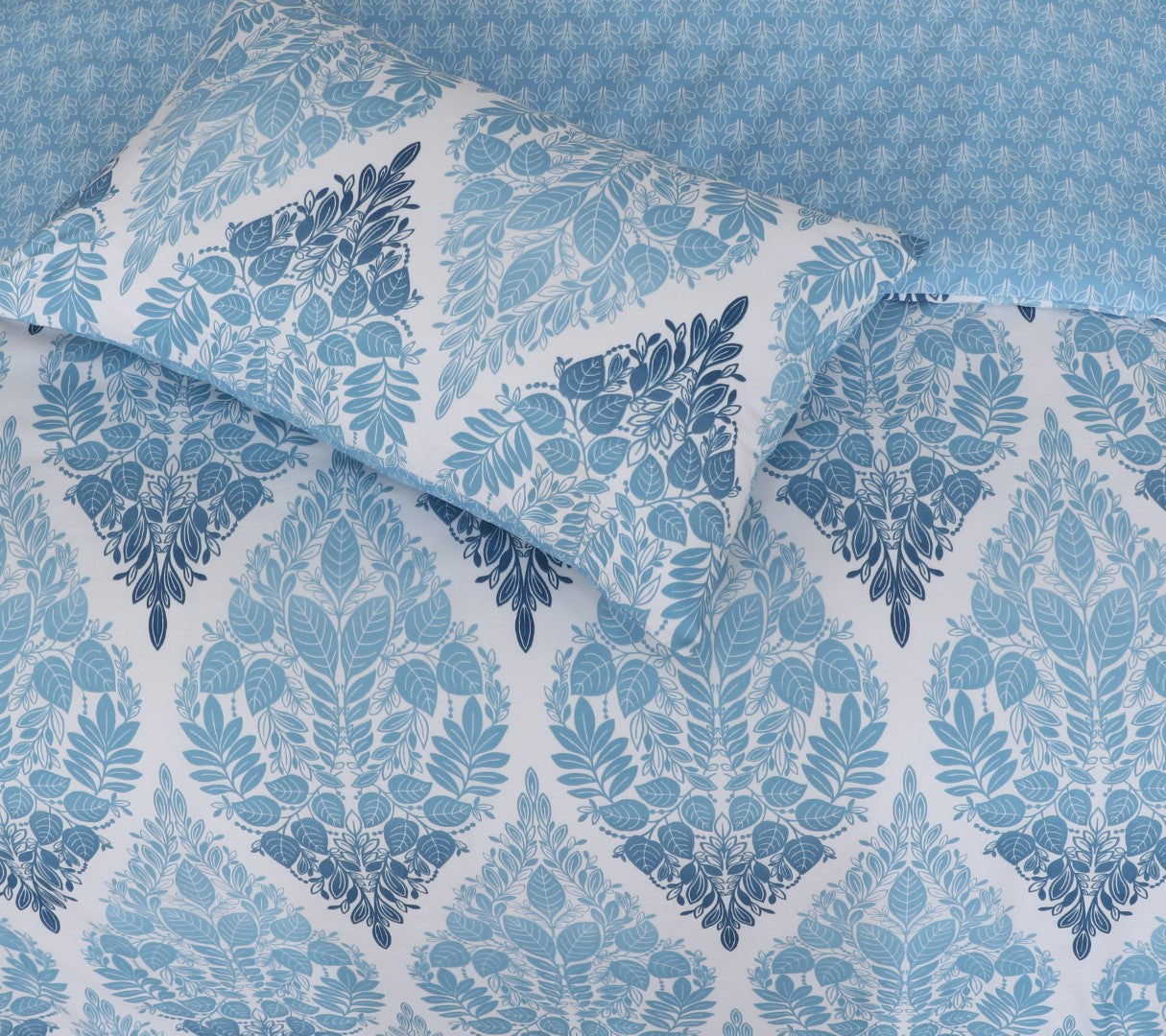 Breathable Cotton Rich Quilt Duvet Cover Set With Fitted Sheet