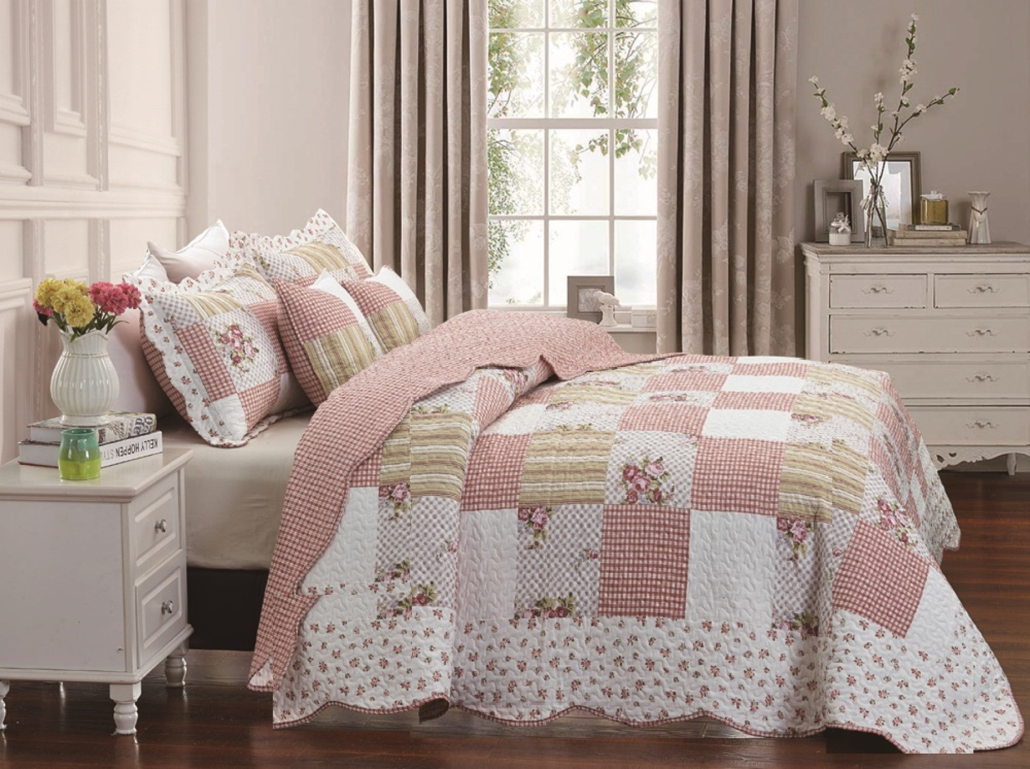 Luxury Quilted Patchwork Embroidered Bedspread Comforter with Pillow Case