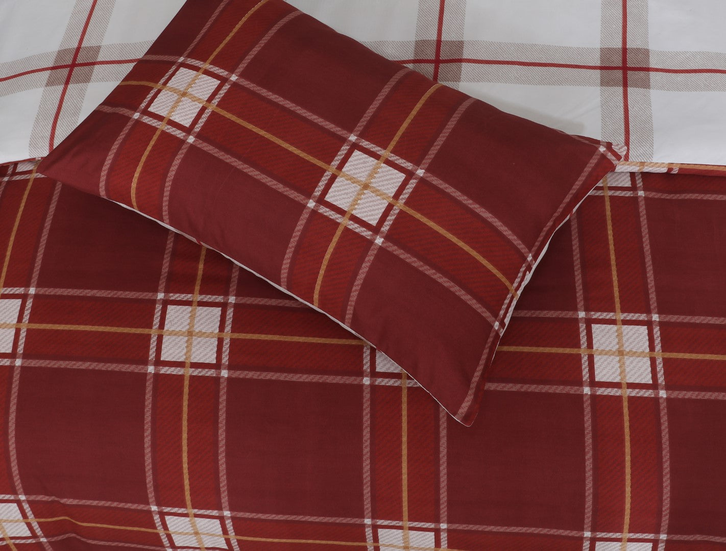 Breathable Microfiber Quilt Duvet Cover Set With Fitted Sheet