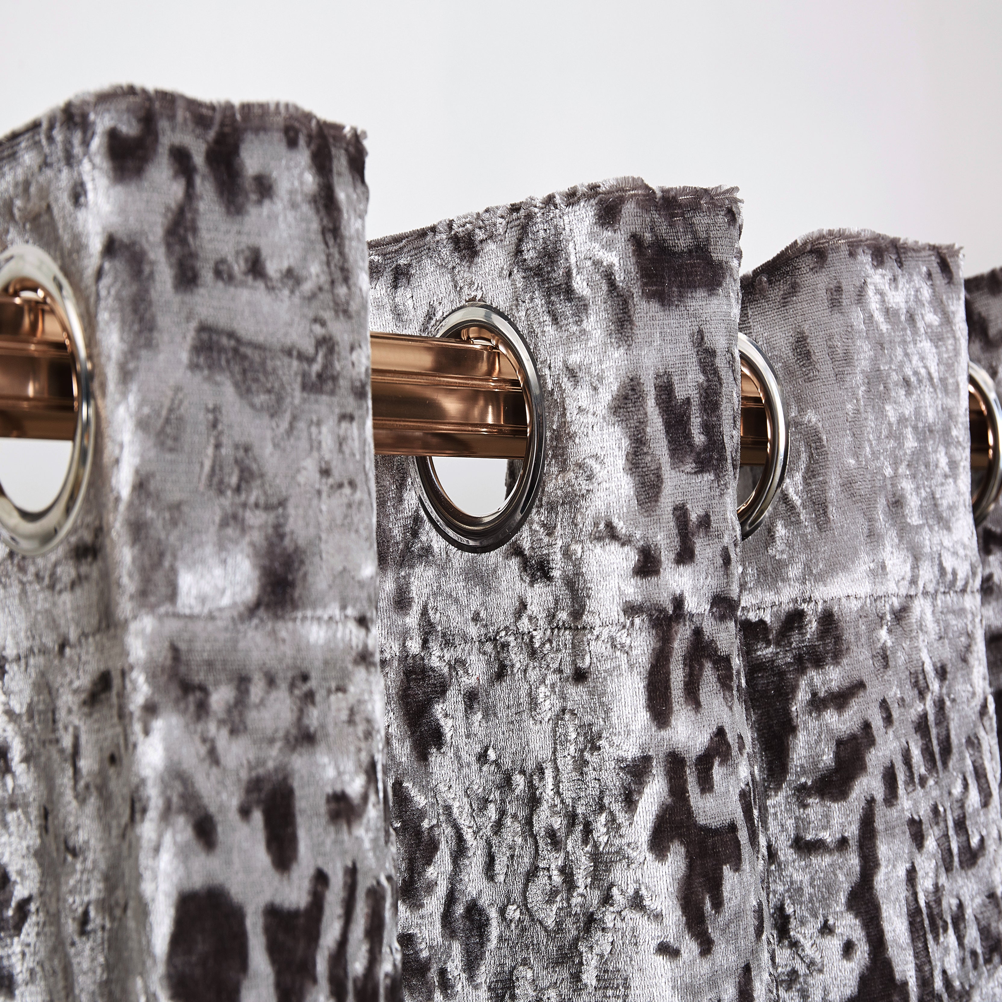 Luxury Ring top Plush Velvet Window Curtains