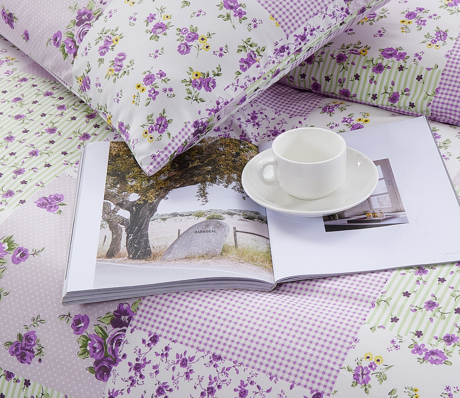 Breathable Microfiber Quilt Duvet Cover Set With Fitted Sheet