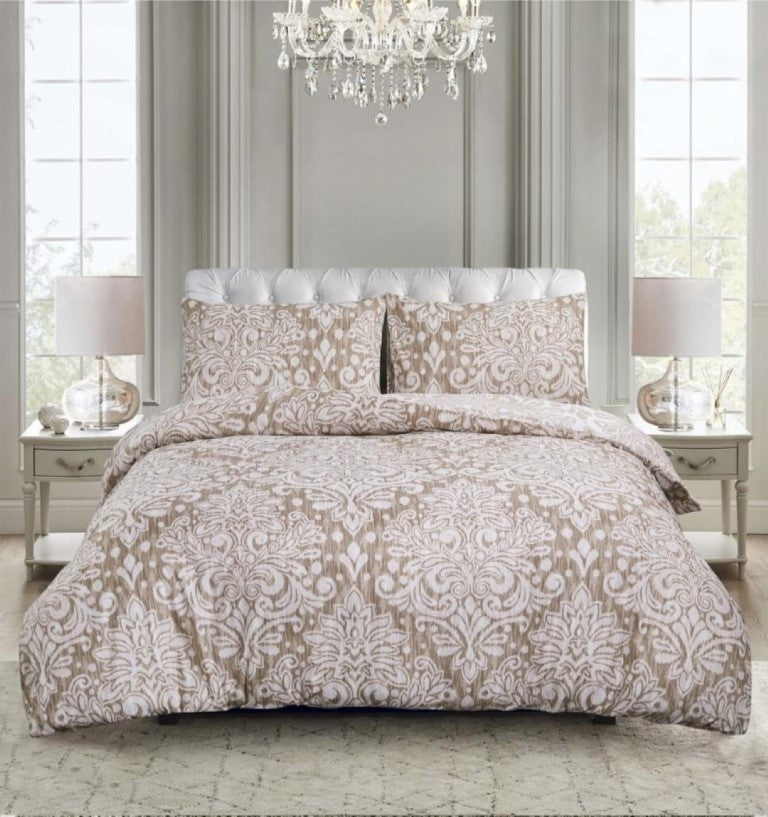 Breathable Microfiber Quilt Duvet Cover Set With Fitted Sheet