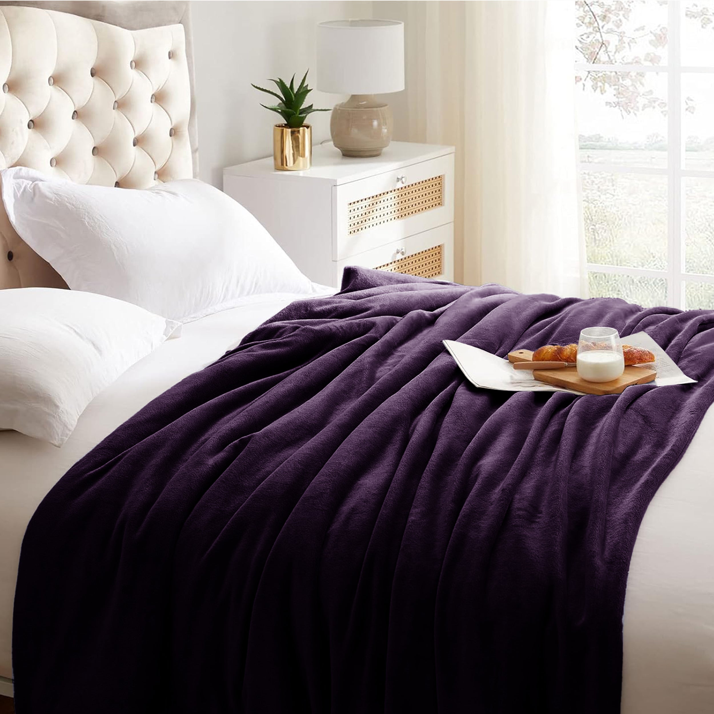 Lightweight Reversible Faux Fur Throw Fleece Blanket For Sofa & Bed
