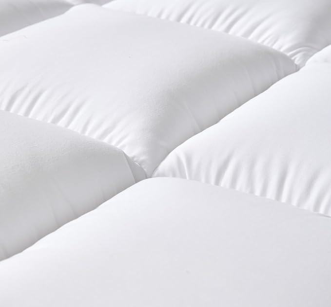 Lightweight Microfiber Elasticated Straps Machine Washable Quilted Mattress Topper