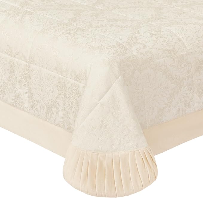Charm Damask Pattern Velvet Jacquard Quilted Bedspread Comforter with Pillow Case