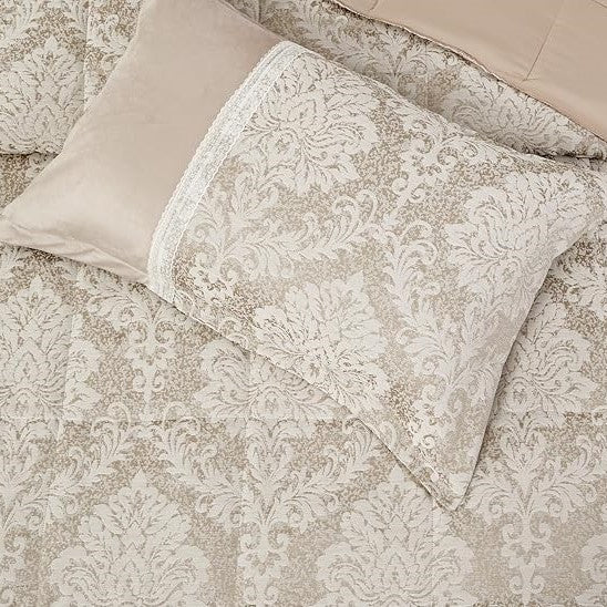 Charm Damask Pattern Velvet Jacquard Quilted Bedspread Comforter with Pillow Case