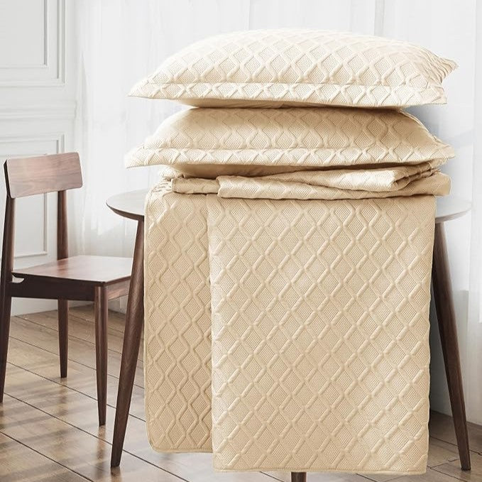 Lightweight Embossed Quilted Diamond Pattern Bedspread Comforter With Pillow Case