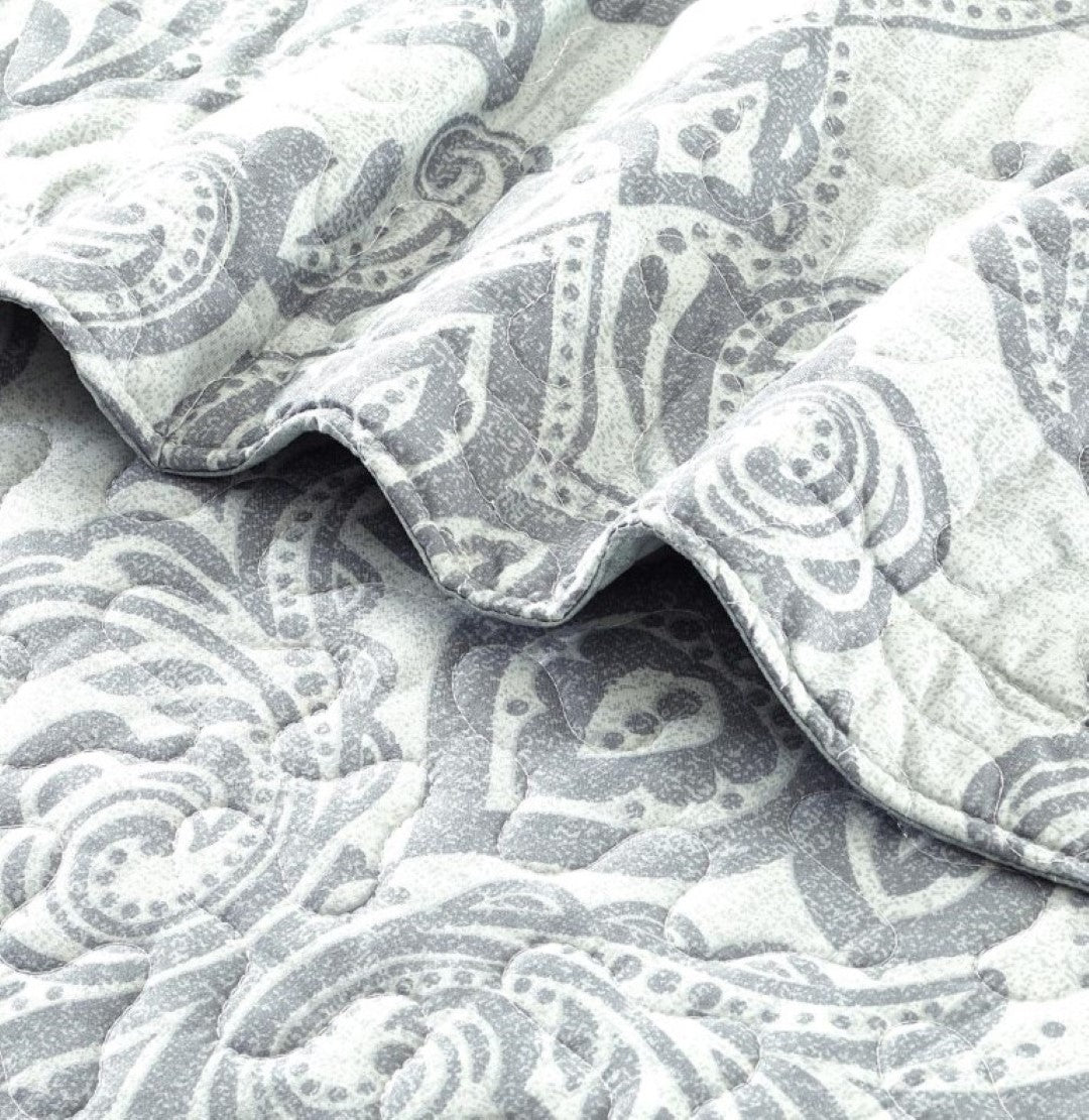 Printed Embroidered Quilted Bedspread Comforter with Pillow Case