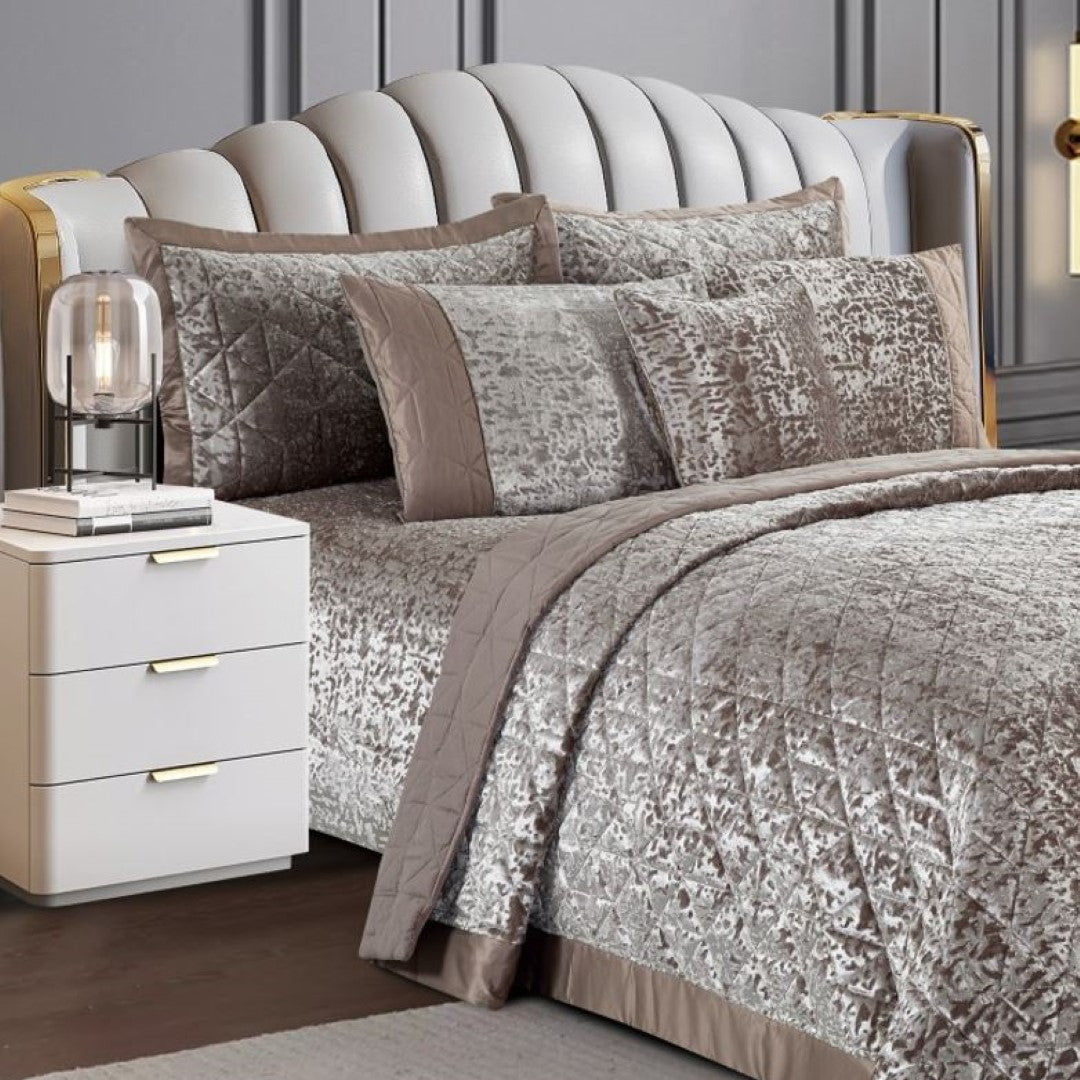 Luxury Quilted Plush Velvet Bedspread Comforter with Pillow Case