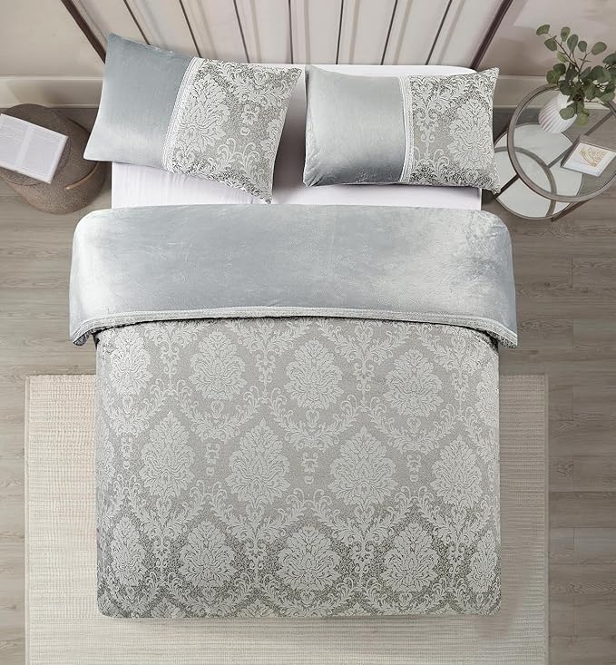 Luxury Jacquard Damask Pattern Charm Duvet Cover Set with Pillowcases